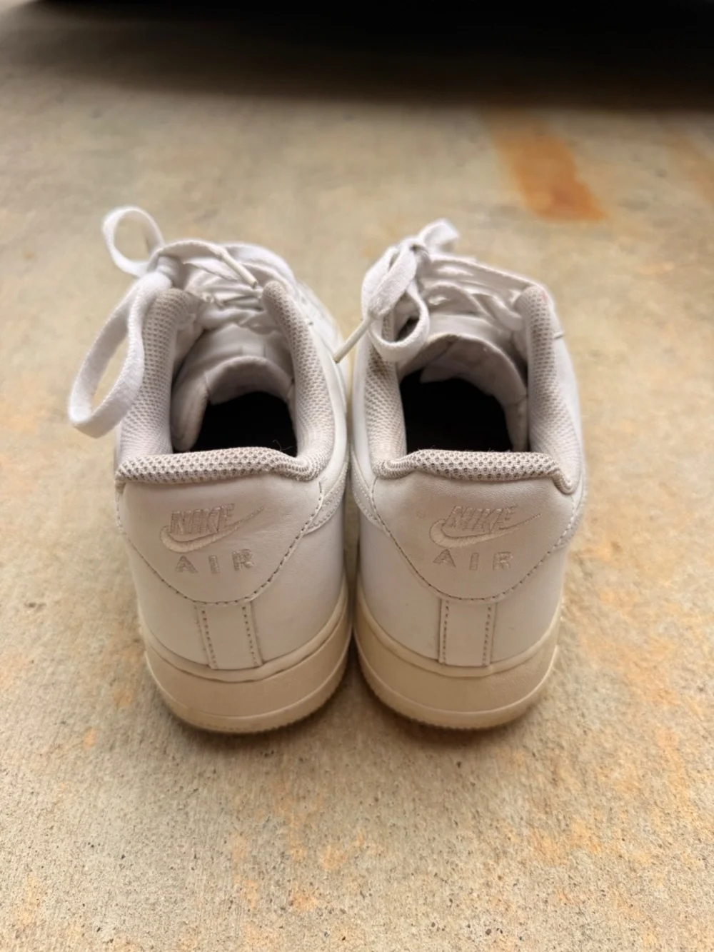 White Nike Air Force 1 8.5